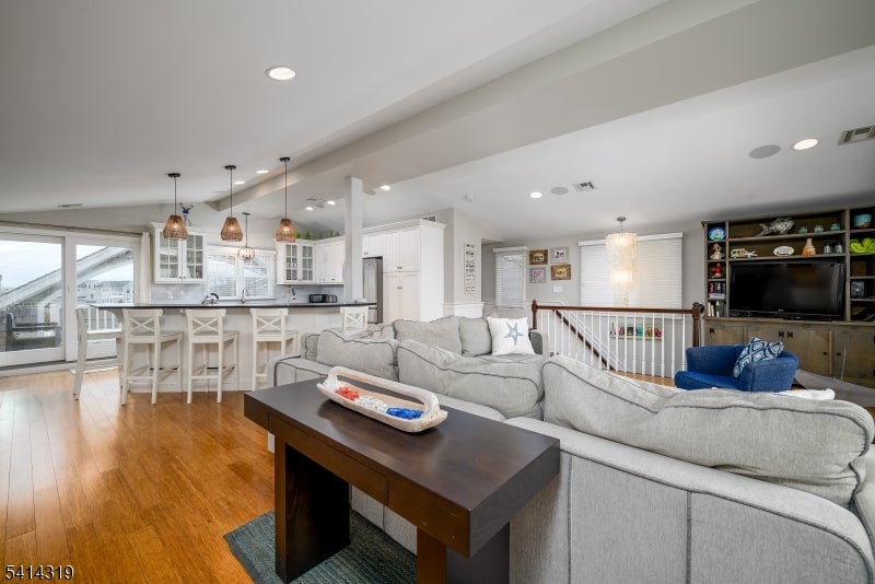 46 W 80th St