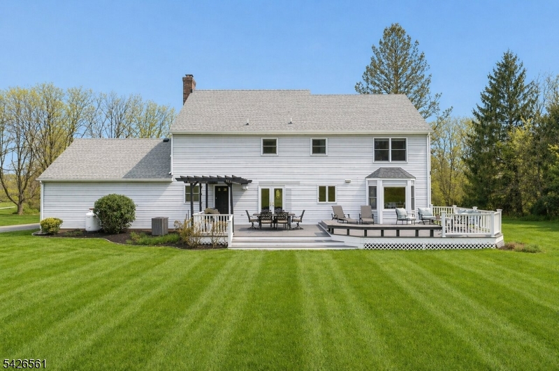 34 Molasses Hill Rd