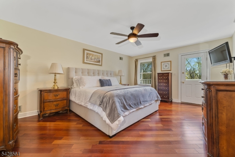 34 Molasses Hill Rd