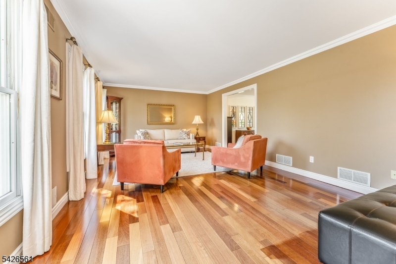 34 Molasses Hill Rd
