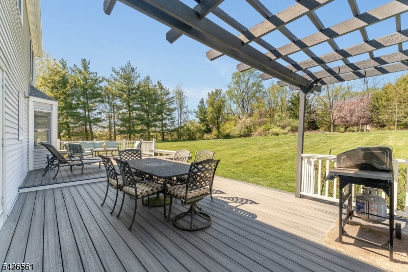 34 Molasses Hill Rd