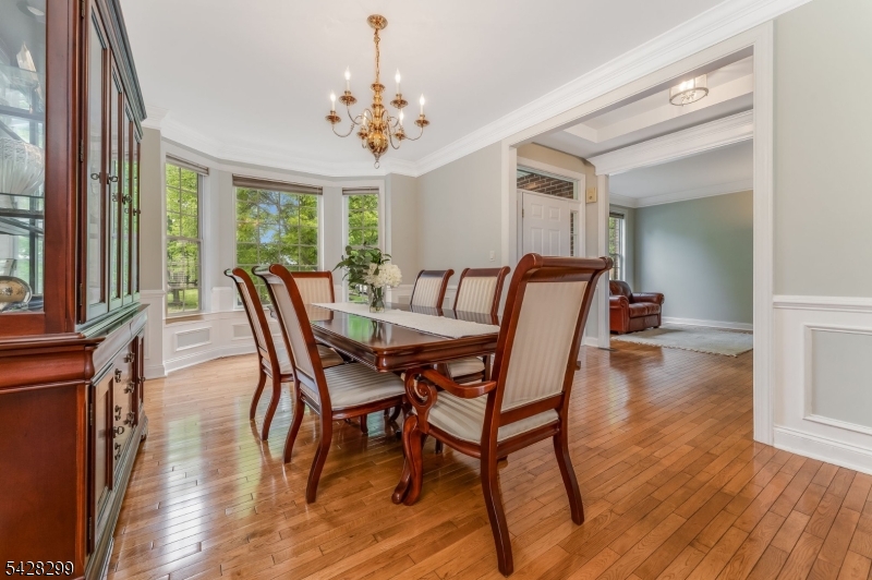 87 Crestview Dr