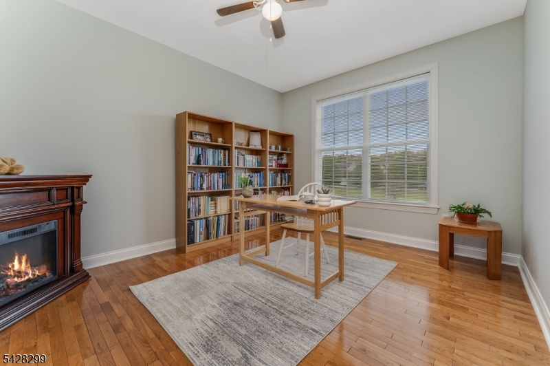87 Crestview Dr