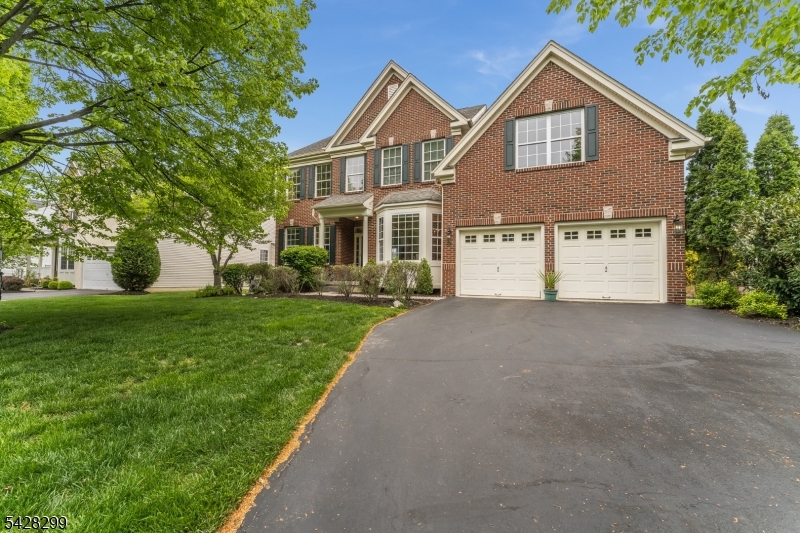 87 Crestview Dr
