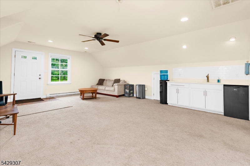 313 Ridge Rd