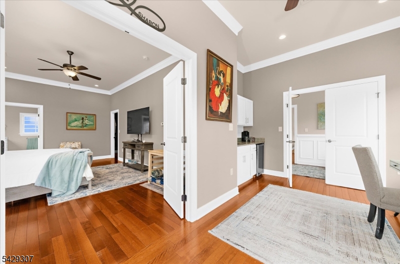 313 Ridge Rd