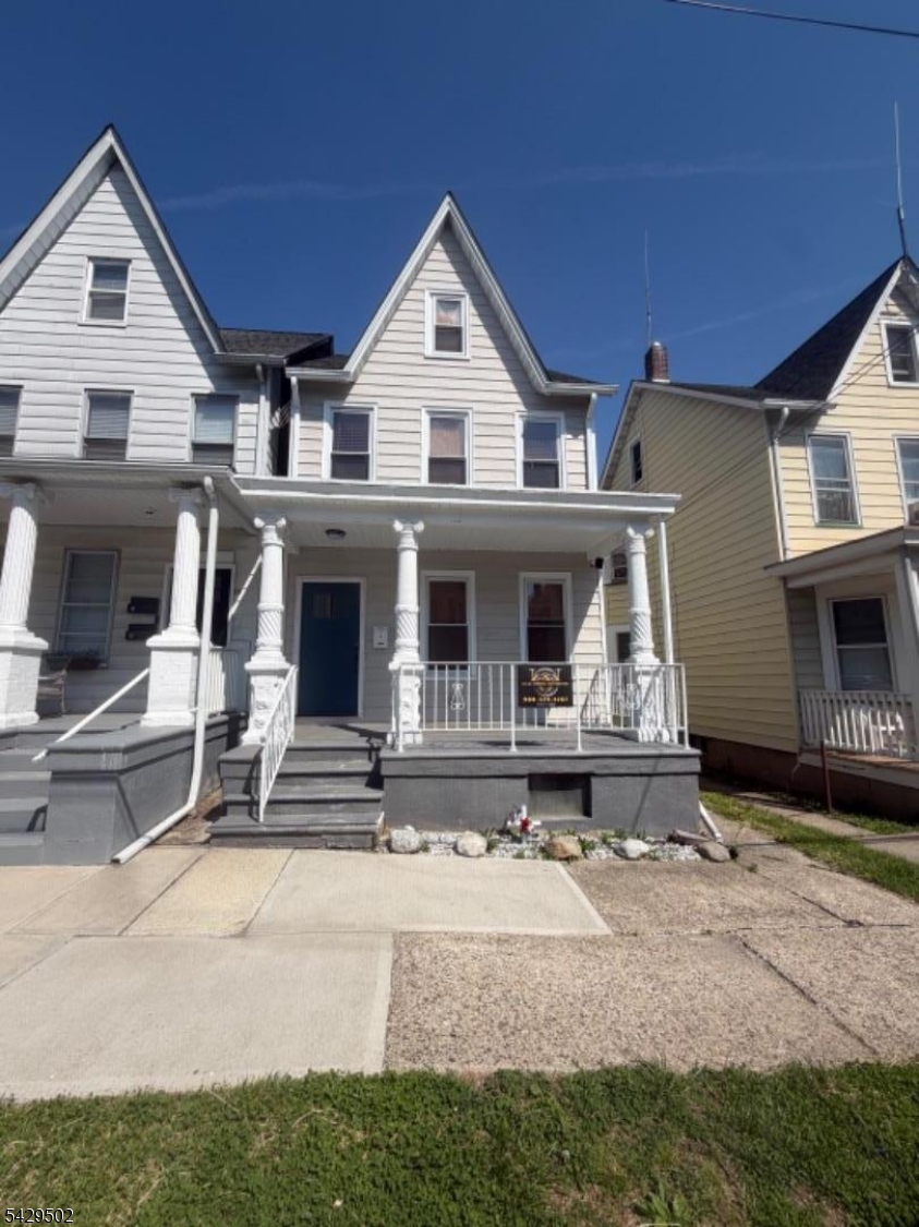 31 Glen Ave