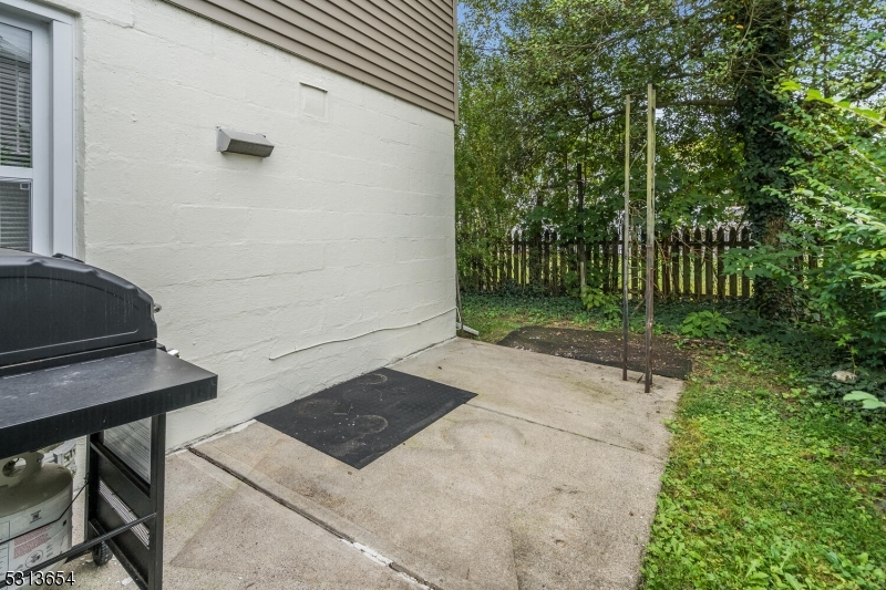 66 Carpenter St 2