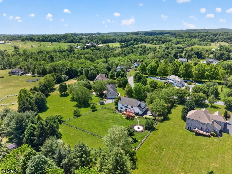 38 Grove Farm Rd