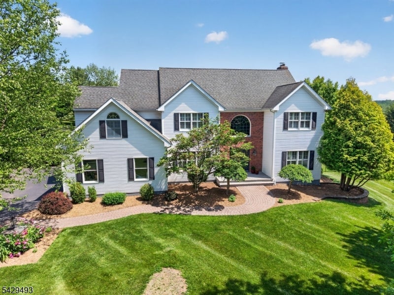 38 Grove Farm Rd