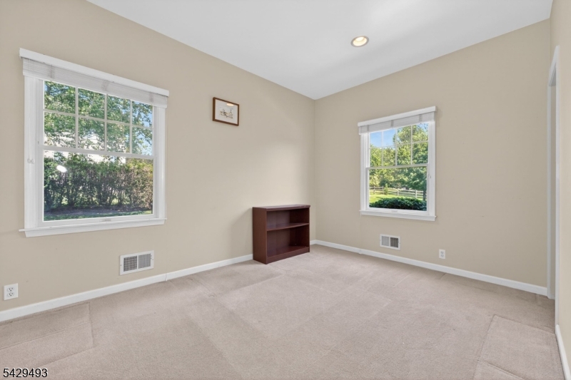 38 Grove Farm Rd
