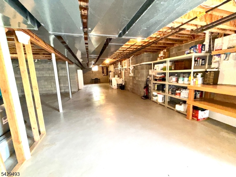 38 Grove Farm Rd
