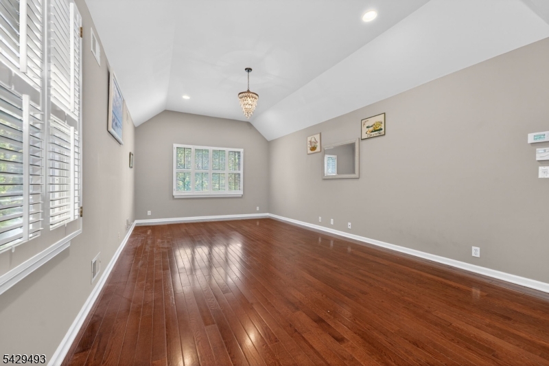 38 Grove Farm Rd