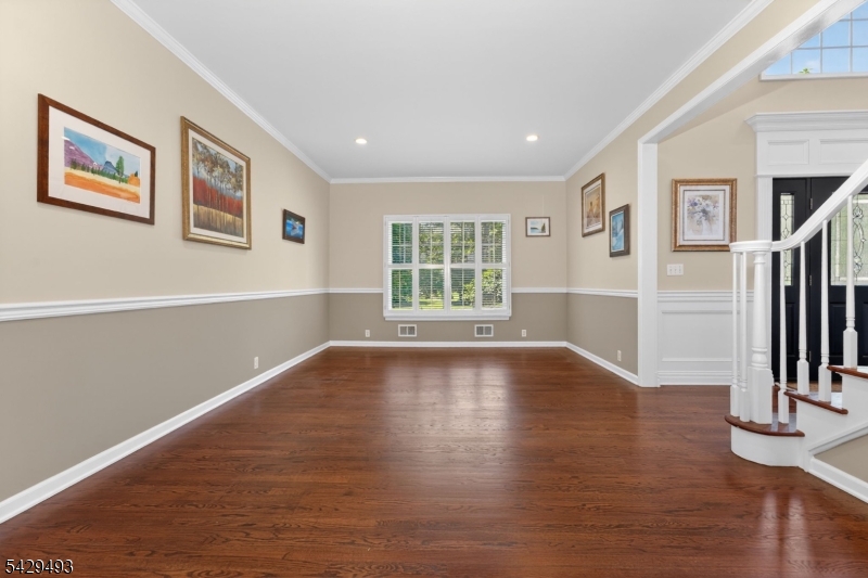 38 Grove Farm Rd