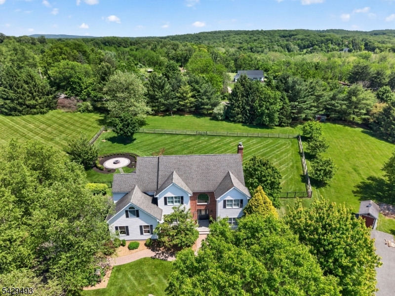 38 Grove Farm Rd