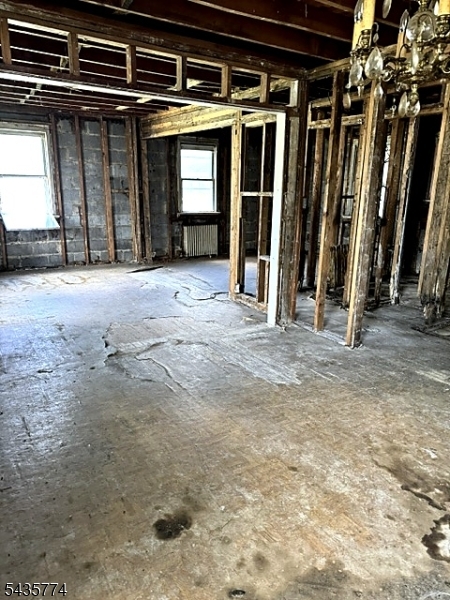 416 Alexander Ave