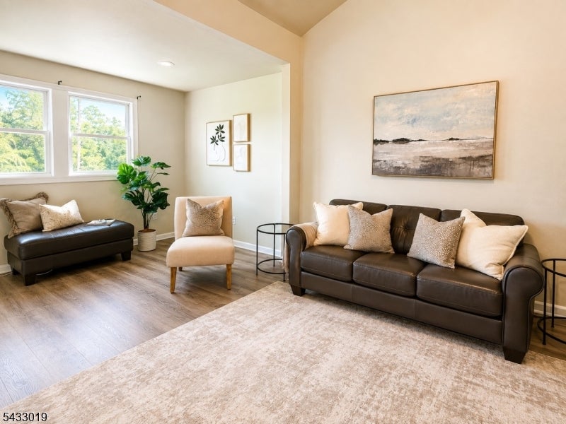19 Columbus Cir