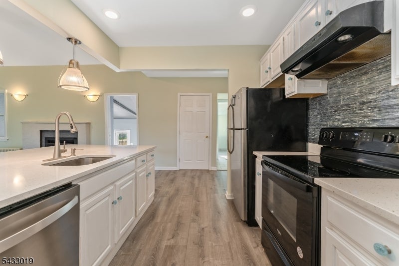 19 Columbus Cir