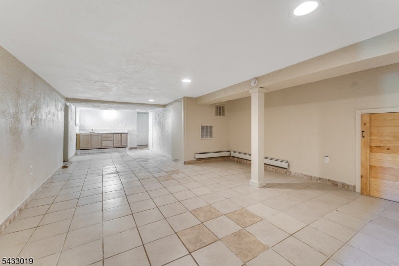 19 Columbus Cir
