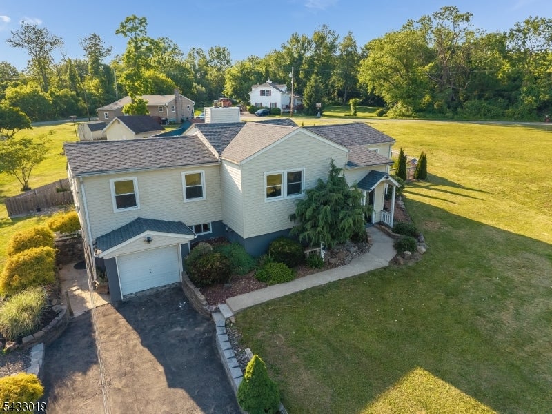 19 Columbus Cir