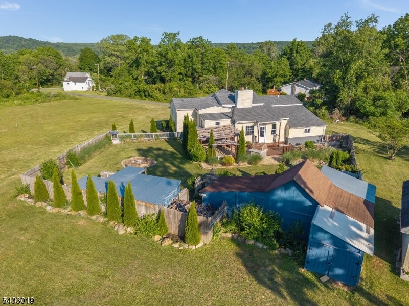 19 Columbus Cir