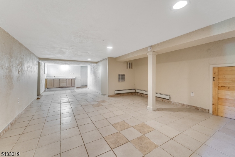 19 Columbus Cir