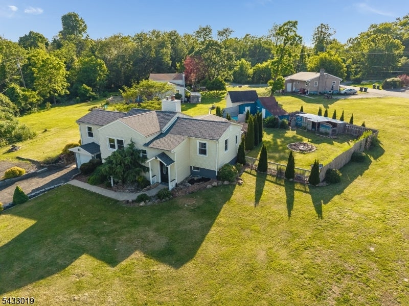 19 Columbus Cir