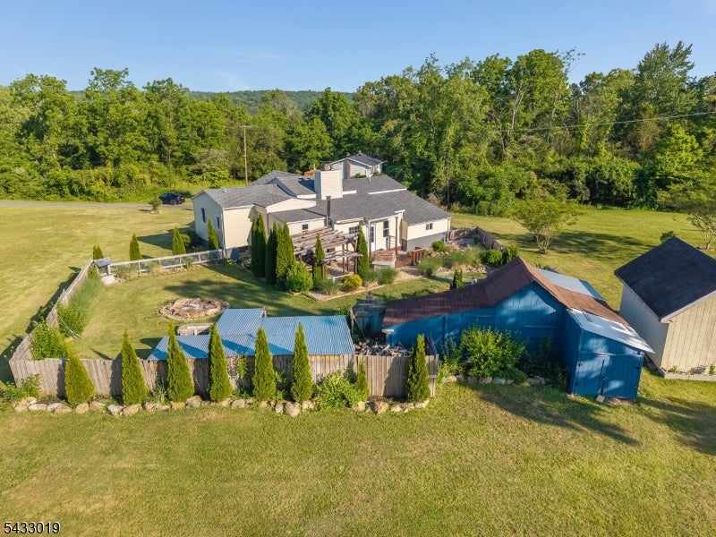 19 Columbus Cir