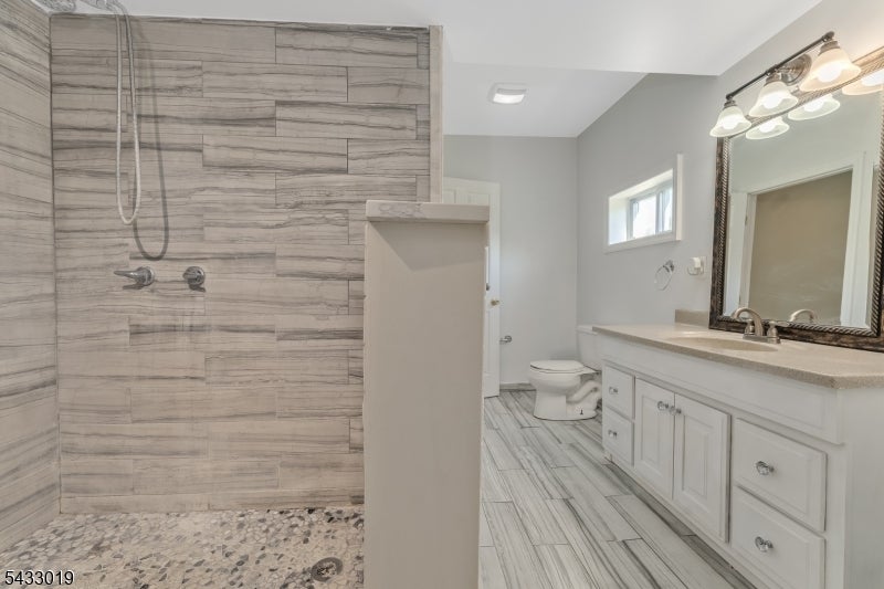 19 Columbus Cir