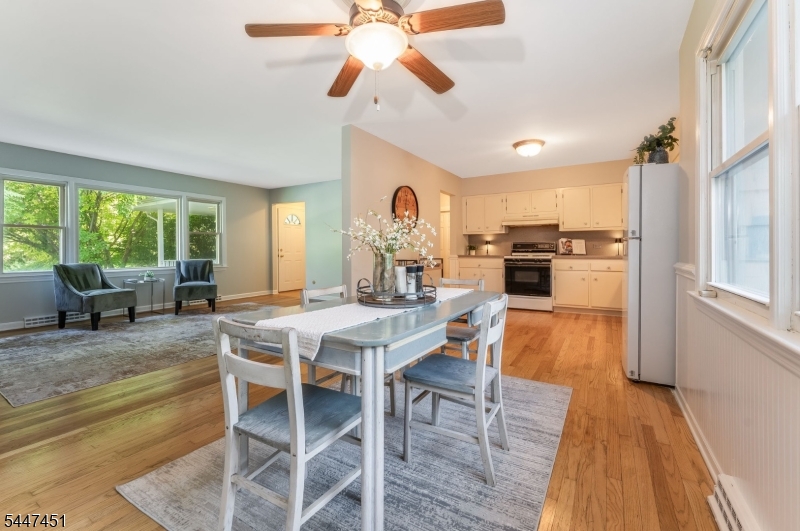 2 Glenway Dr