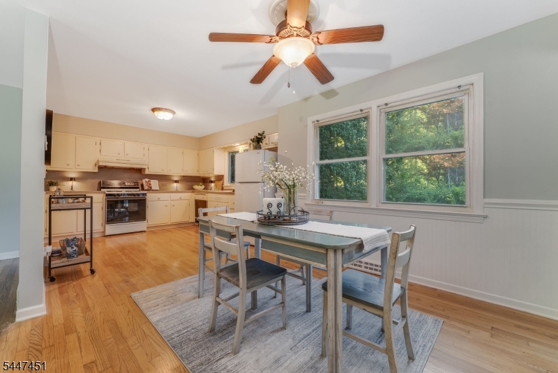 2 Glenway Dr