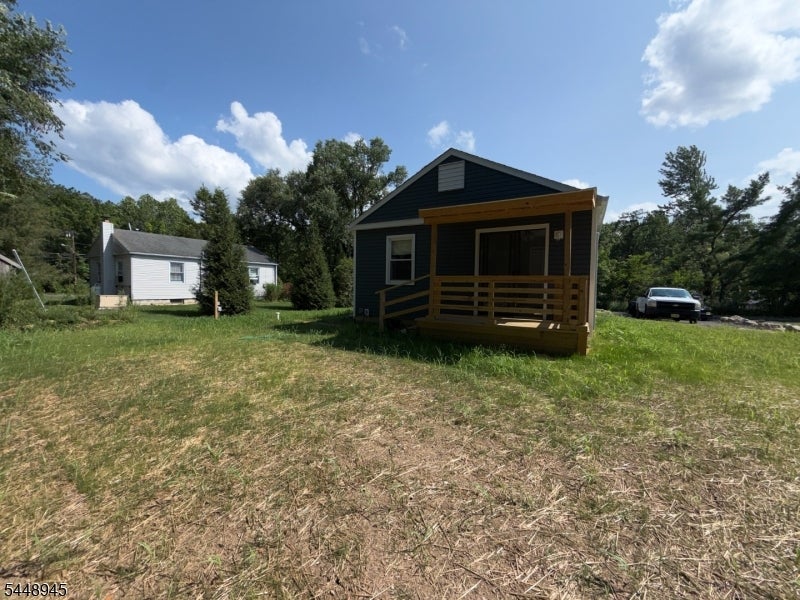 6 Maple Ln