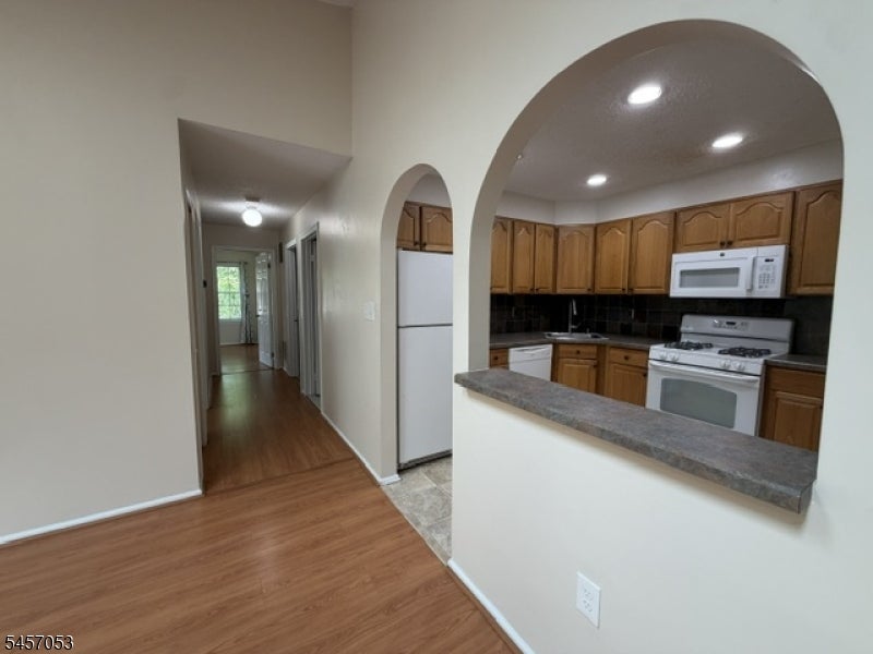 33 Baldwin Ct