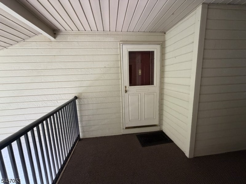 33 Baldwin Ct