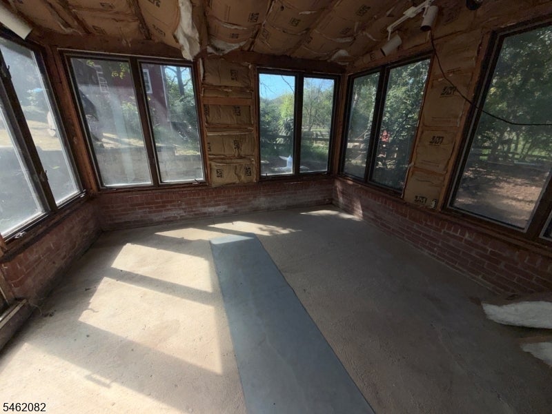 17 Musconetcong River Rd