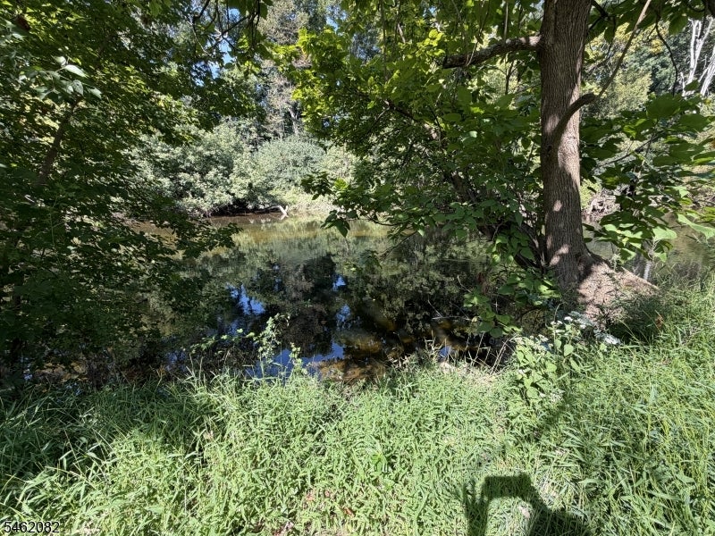 17 Musconetcong River Rd