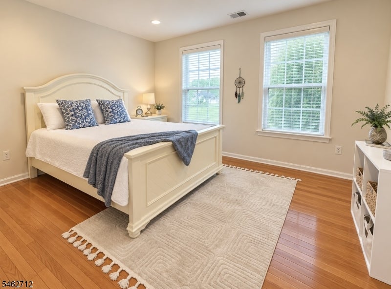 81 Crestview Dr