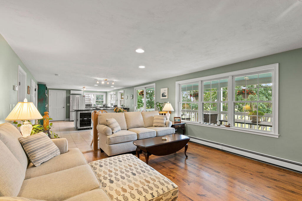 72 Dillingham Avenue