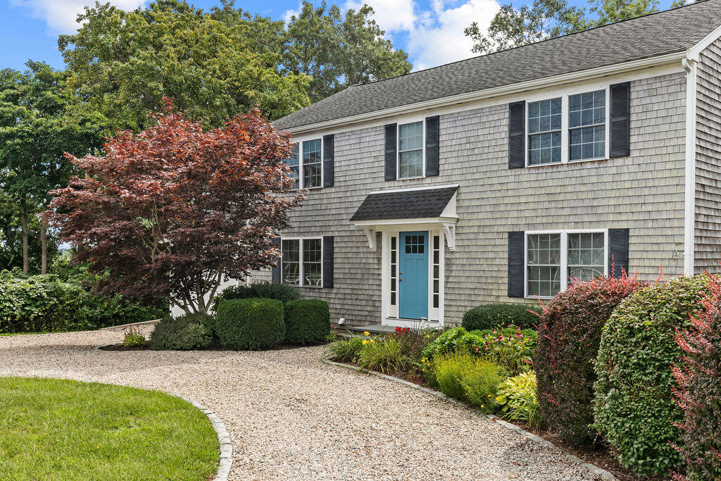 72 Dillingham Avenue