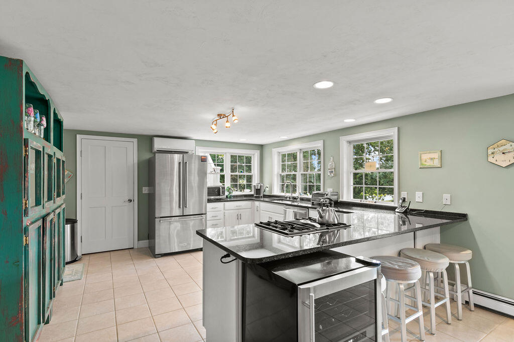 72 Dillingham Avenue