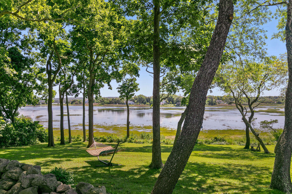 72 Dillingham Avenue