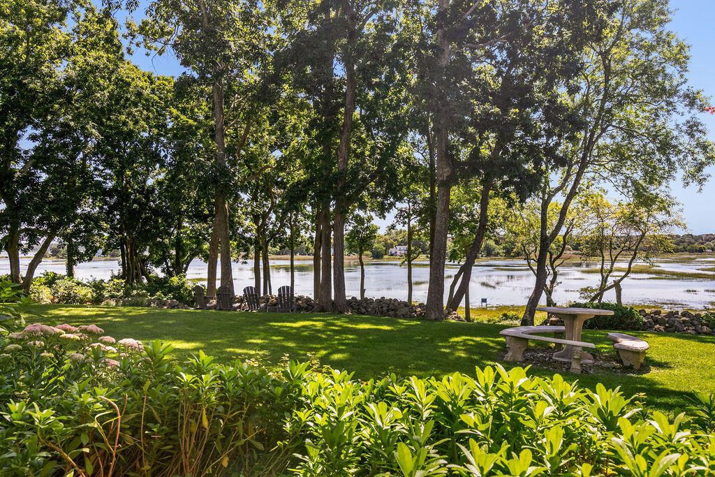 72 Dillingham Avenue