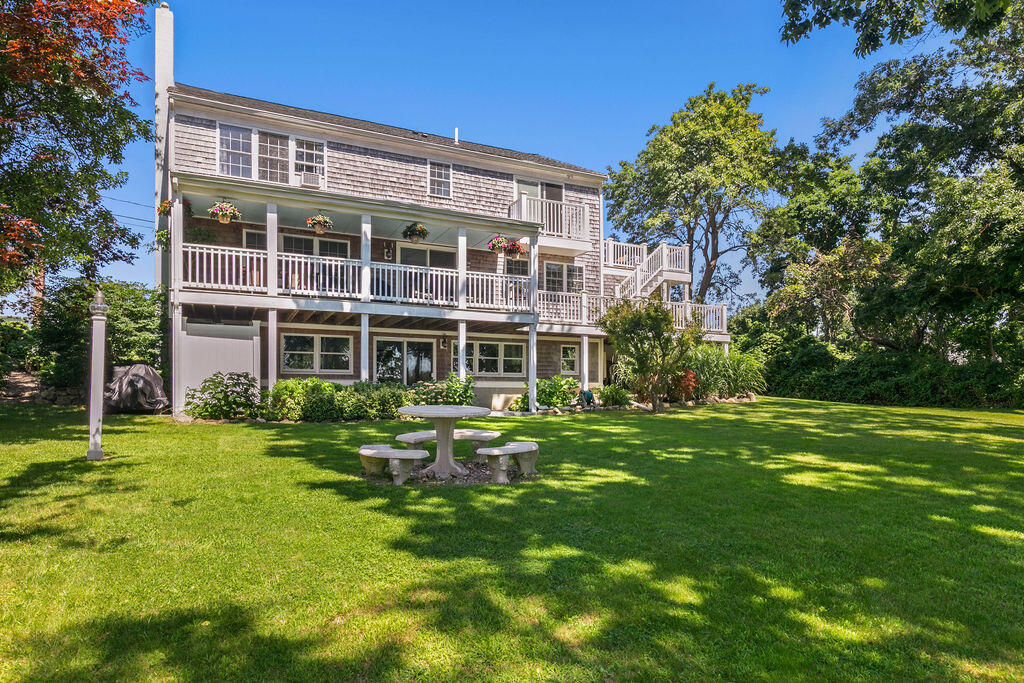 72 Dillingham Avenue