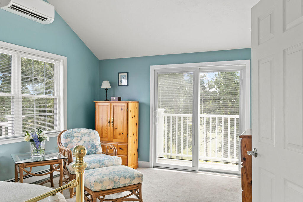 72 Dillingham Avenue