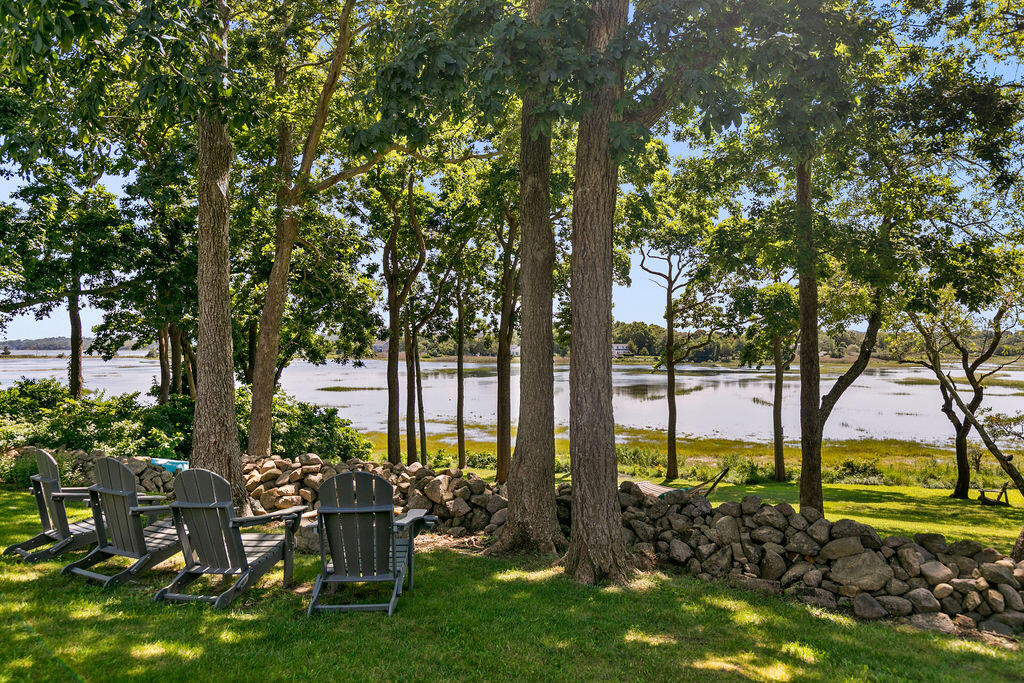 72 Dillingham Avenue