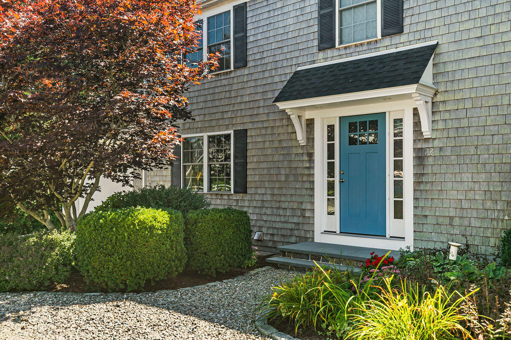 72 Dillingham Avenue