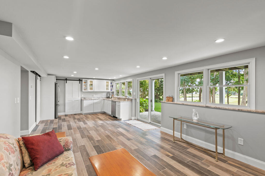 72 Dillingham Avenue