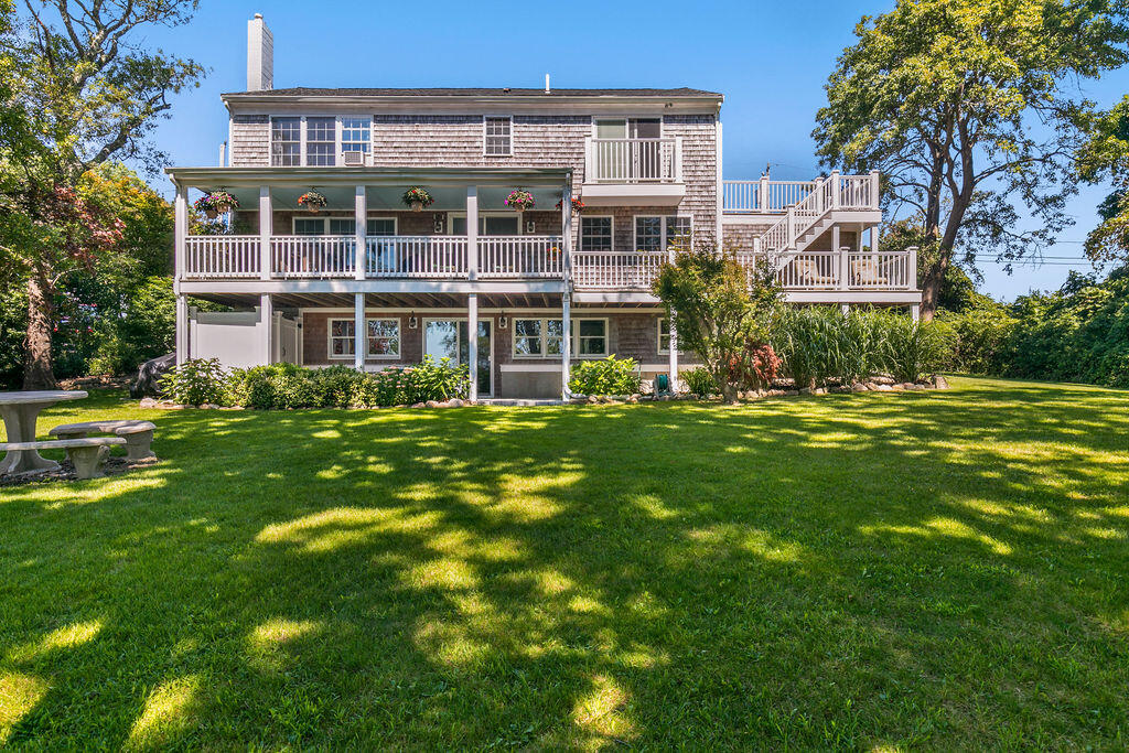 72 Dillingham Avenue