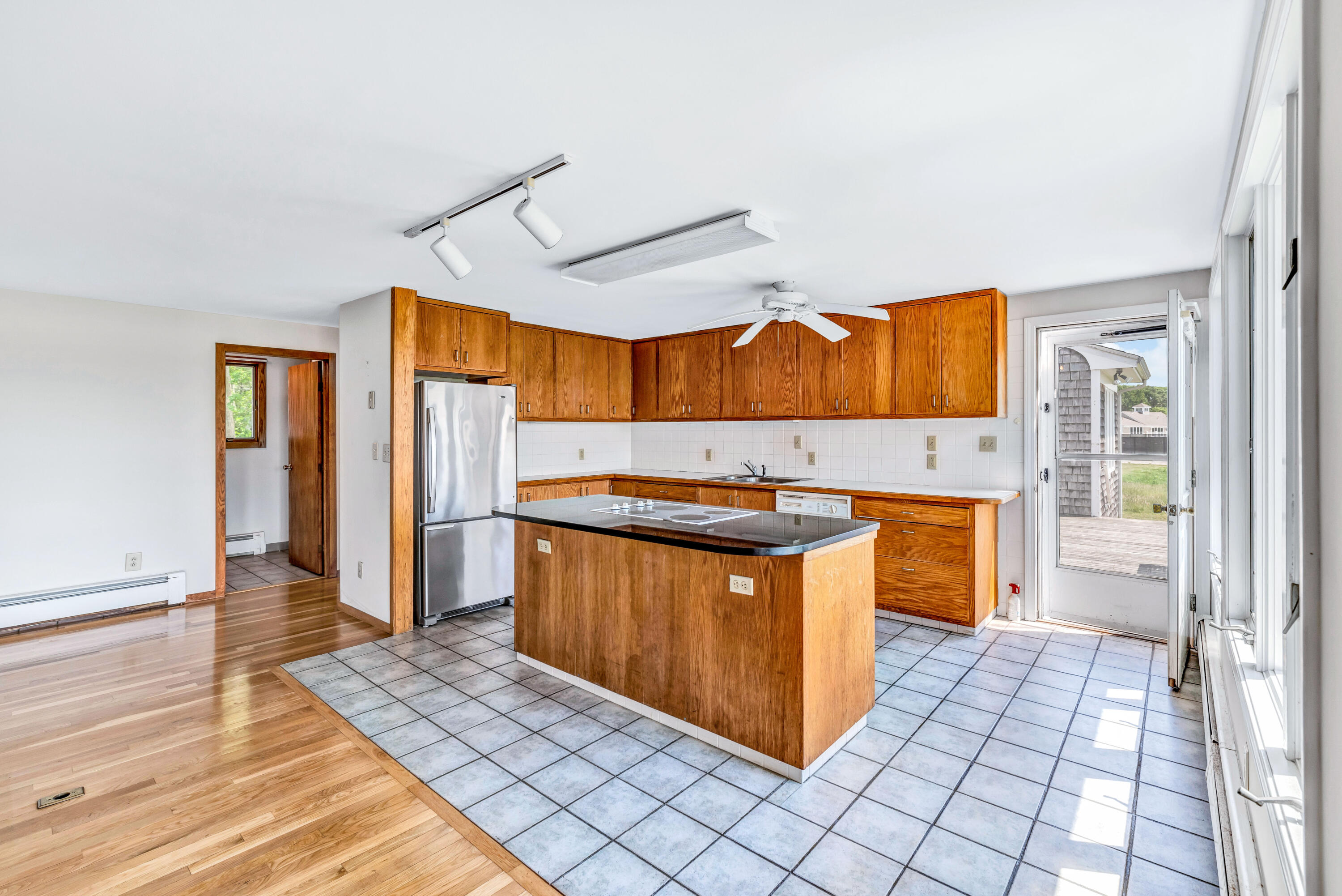 307 Shorewood Drive