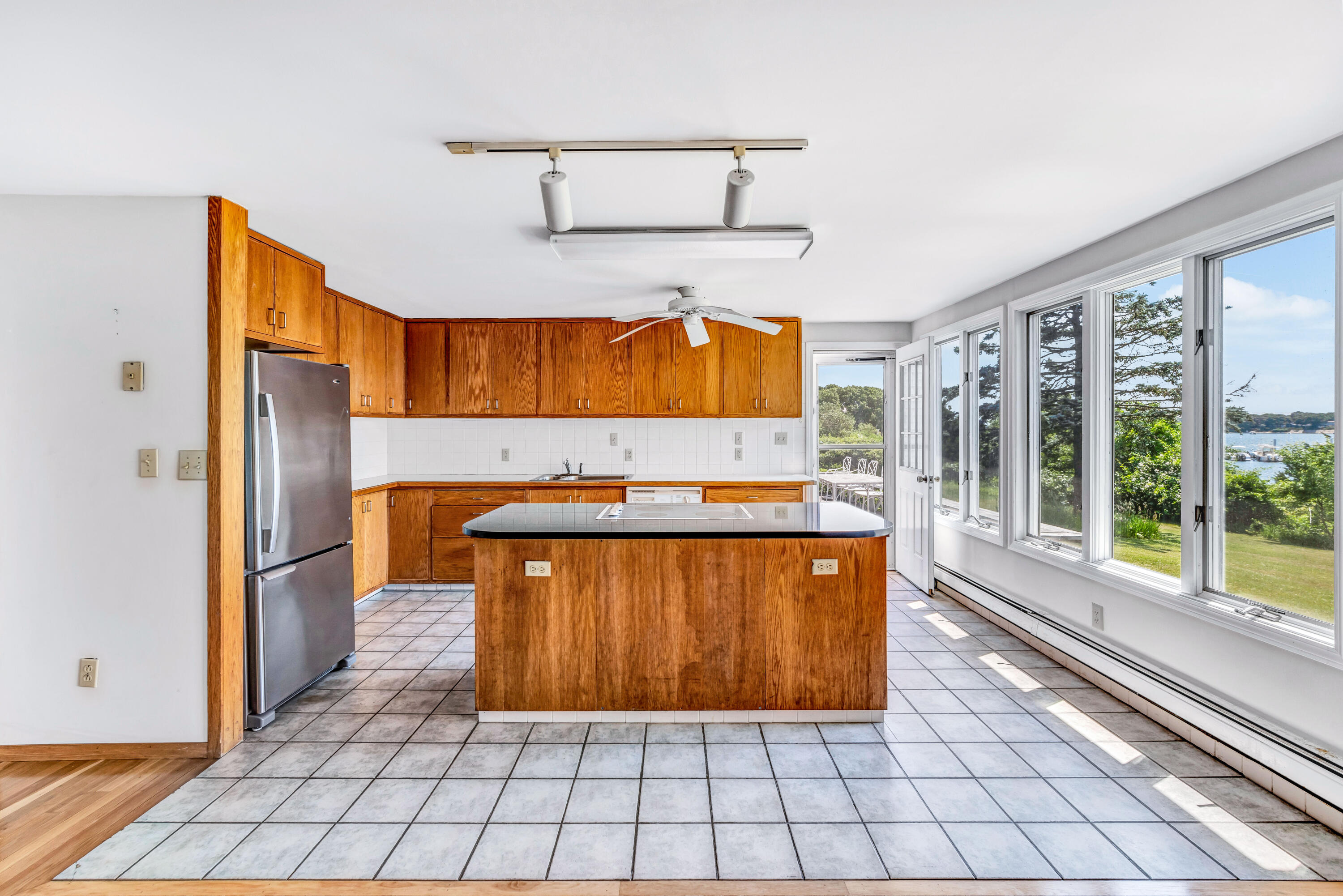 307 Shorewood Drive